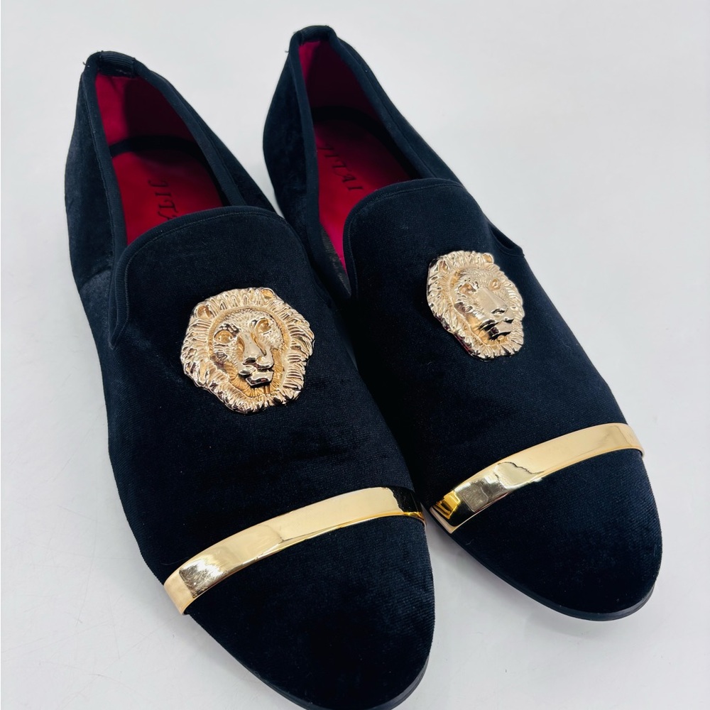 Jitai Avant Garde Lion Head Velvet Embellished slip On Penny Loafers Dress Shoes